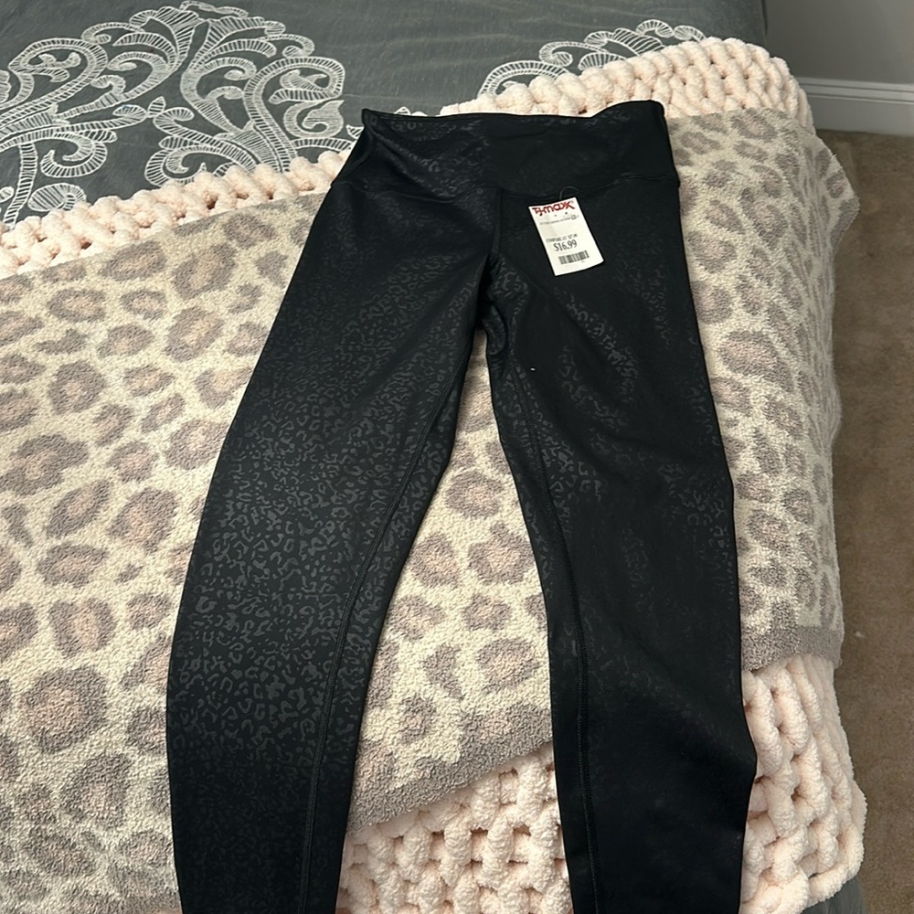 Black leggings never worn